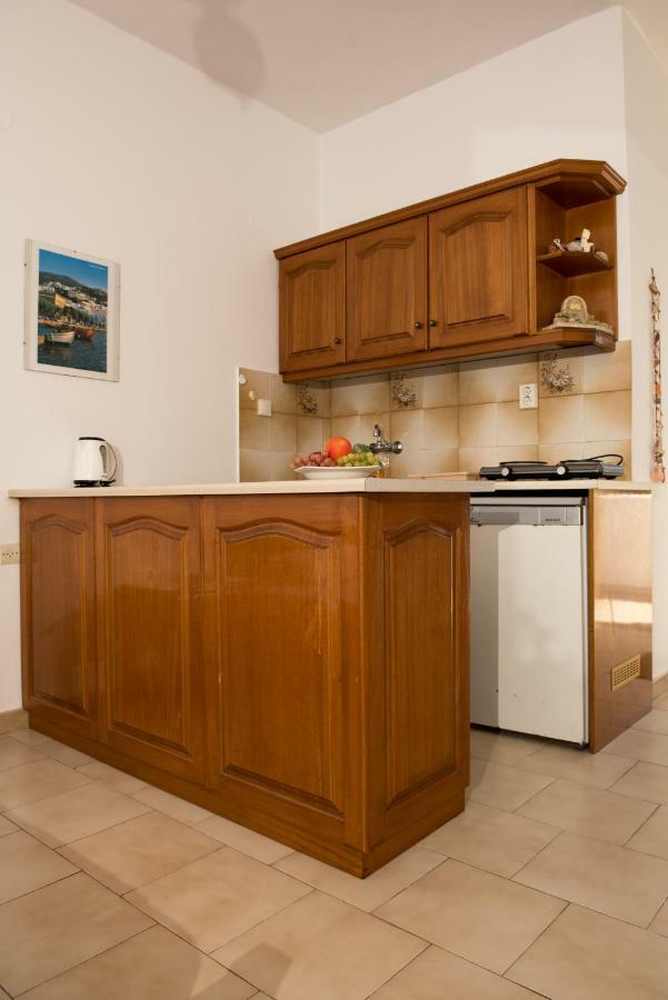 Olga Apartments Alinda  Esterno foto